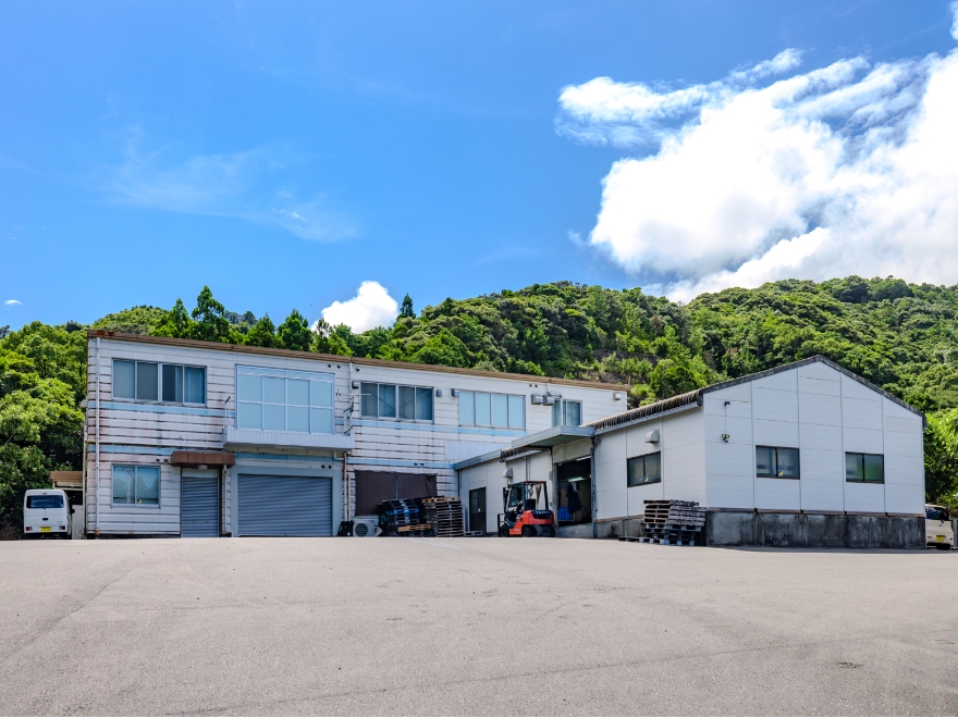 配送センター / スープブロス工場